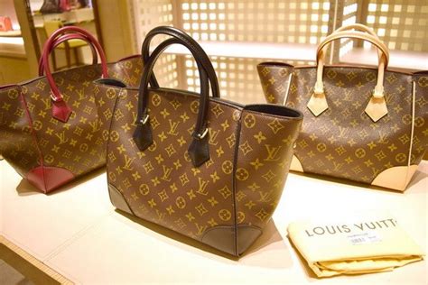 harga tas louis vuitton original indonesia|Louis Vuitton jakarta pacific place.